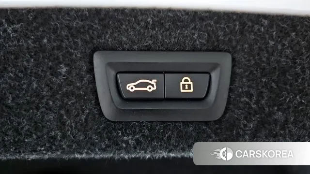 BMW 5 Series (G30) id 3505491 из Кореи 9