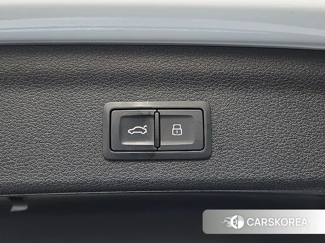 Audi Q3 (F3) id 3595382 из Кореи 9