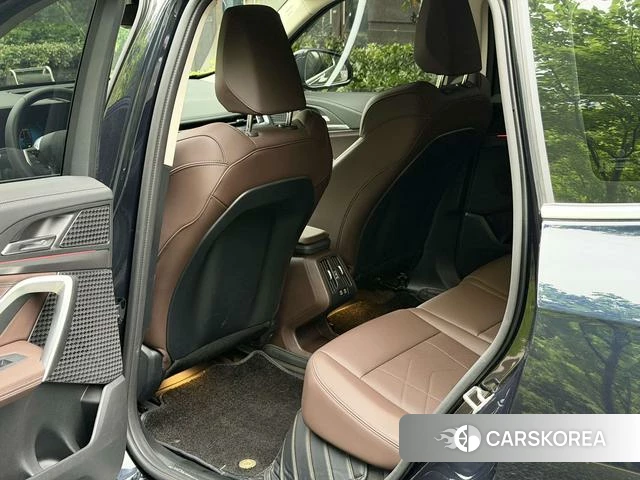 BMW iX1 id 4260500 из Китая 9