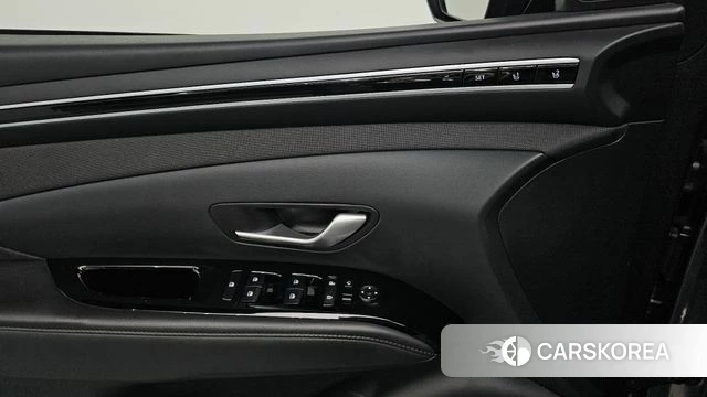 Hyundai Tucson (NX4) id 3871815 из Кореи 9