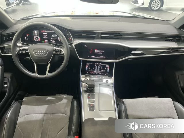 Audi A6L id 4290382 из Китая 9