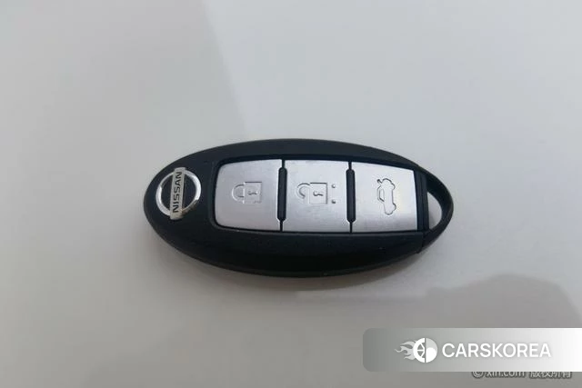 Nissan Teana id 4300123 из Китая 9
