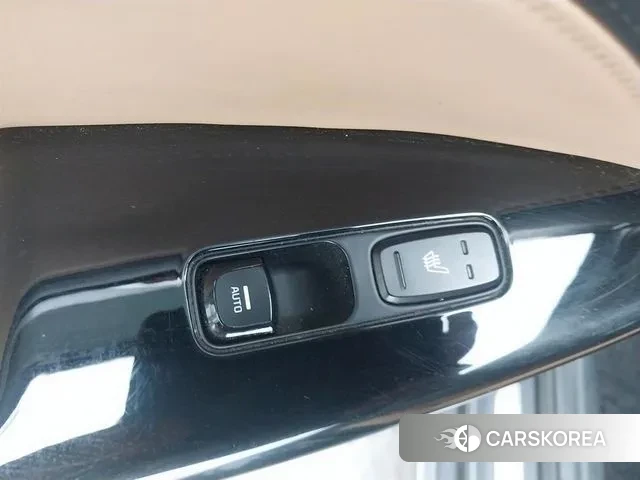 Kia K7 Premier Hybrid id 3362583 из Кореи 9