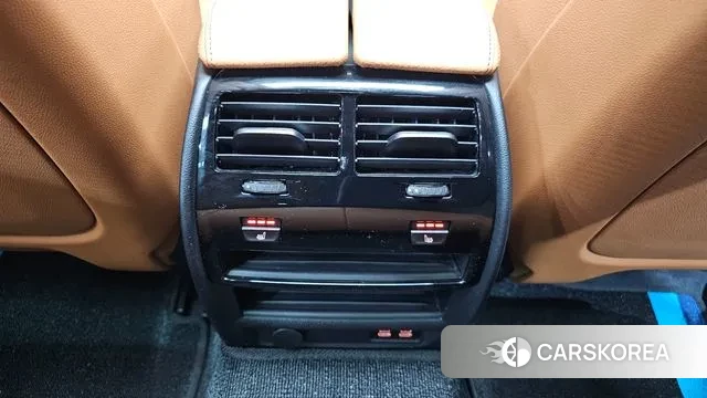 BMW 5 Series (G30) id 3659721 из Кореи 9