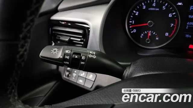 Kia Stonic id 2647644 из Кореи 9