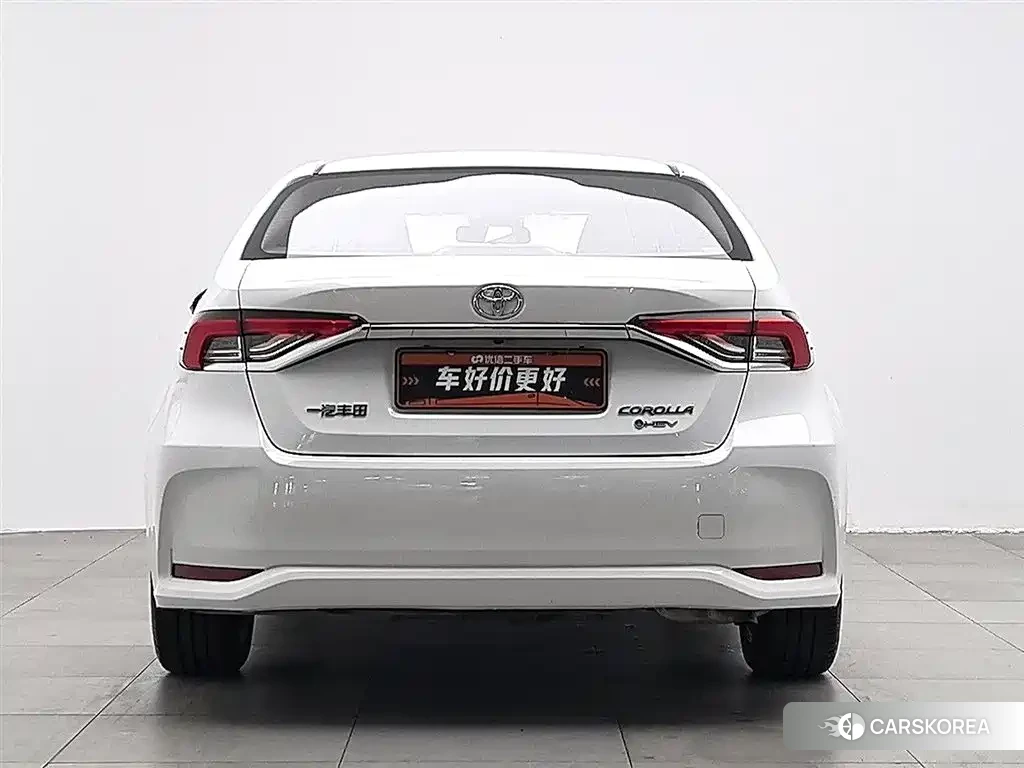 Toyota Corolla id 4545804 из Китая 9
