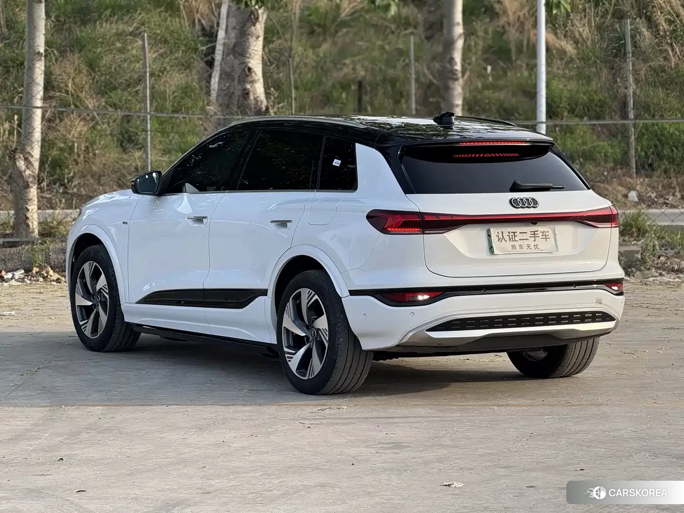 Audi Q6L id 4600455 из Китая 9