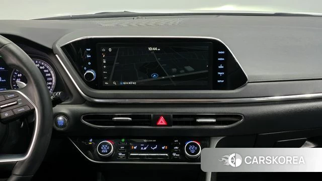 Hyundai Sonata (DN8) id 3819654 из Кореи 9
