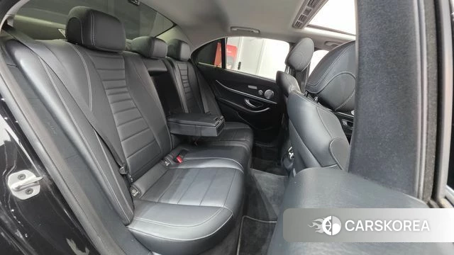 Mercedes-Benz E-Class W213 id 4384777 из Кореи 9