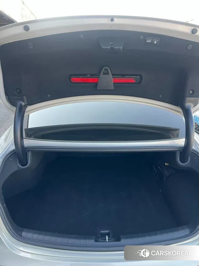 Hyundai The New Grandeur IG Hybrid id 3385578 из Кореи 9