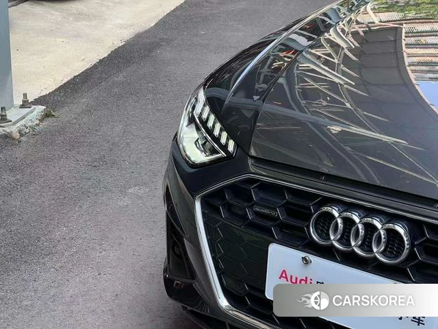 Audi A4L id 4291159 из Китая 9