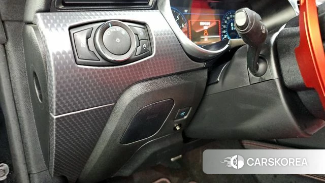 Ford Mustang id 3936583 из Кореи 9