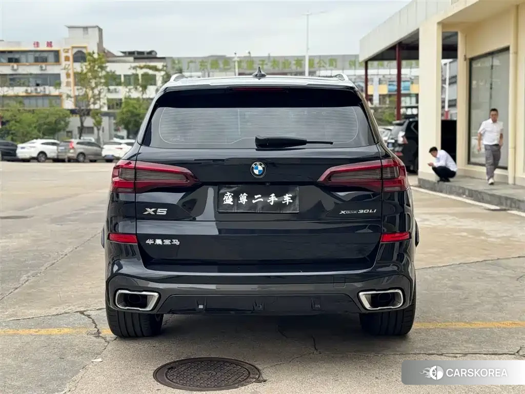 BMW X5 id 4634827 из Китая 9