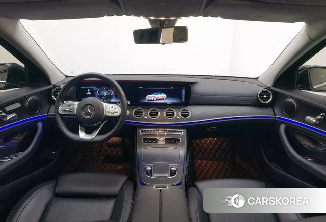 Mercedes-Benz E-class id 4238553 из Китая 9