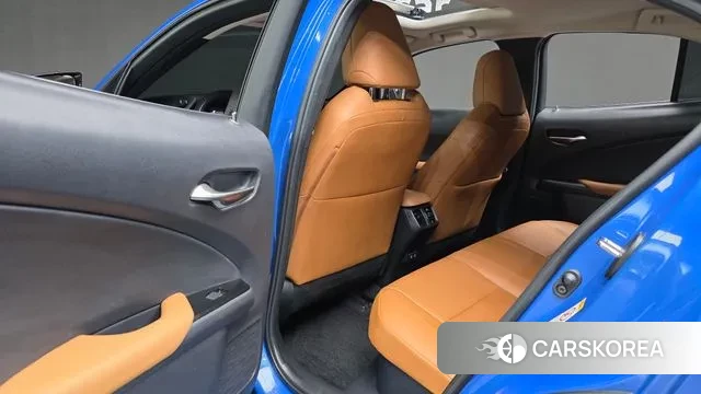 Lexus UX250h id 3270048 из Кореи 9