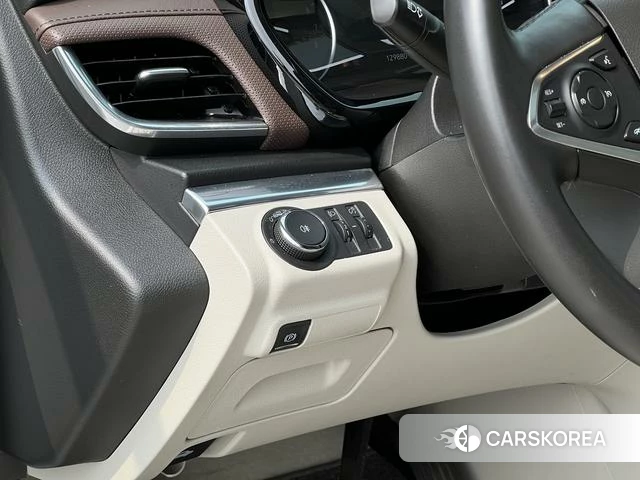 Buick GL8 id 4239214 из Китая 9