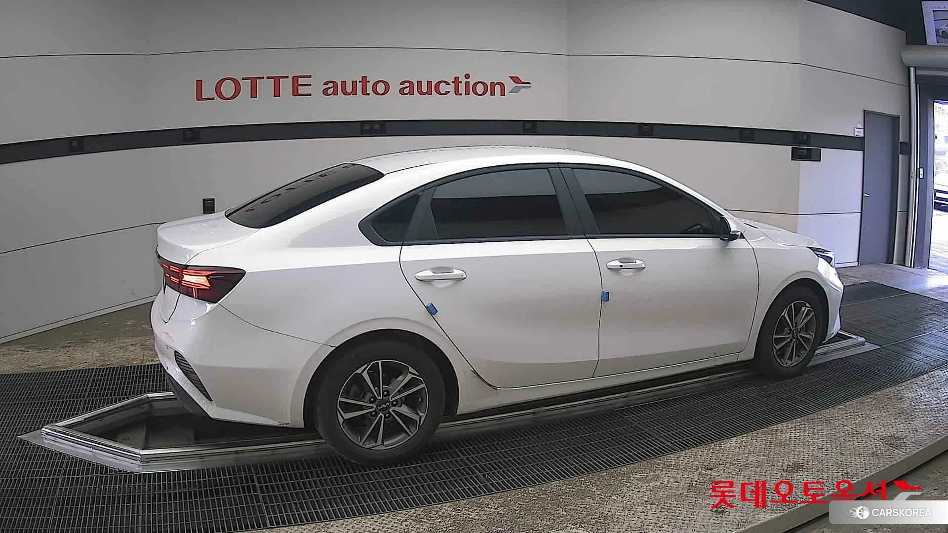 Kia K3 id 3869425 из Кореи 9