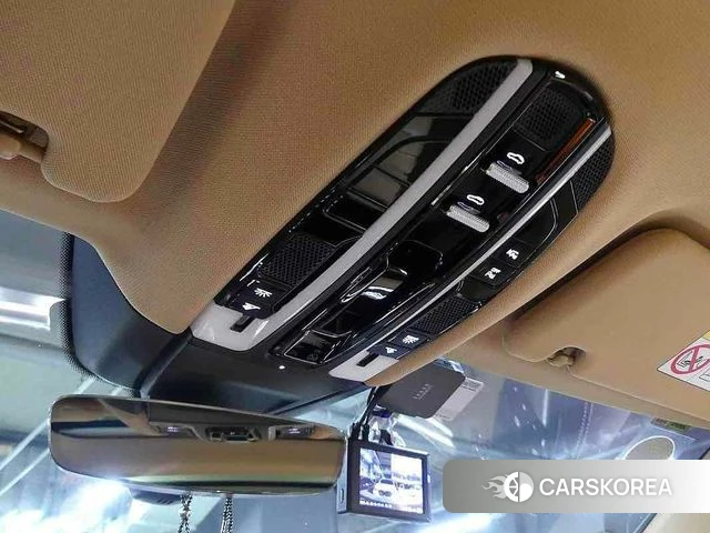 Porsche Panamera (976) id 4480547 из Кореи 9