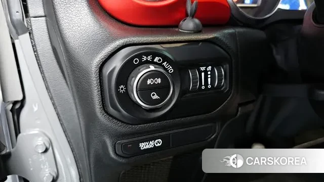 Jeep Gladiator (JT) id 3686571 из Кореи 9