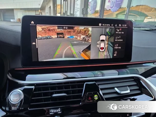 BMW 5 Series (G30) id 3338699 из Кореи 9