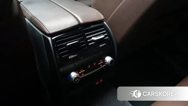 BMW 5 Series (G30) id 3341986 из Кореи 9