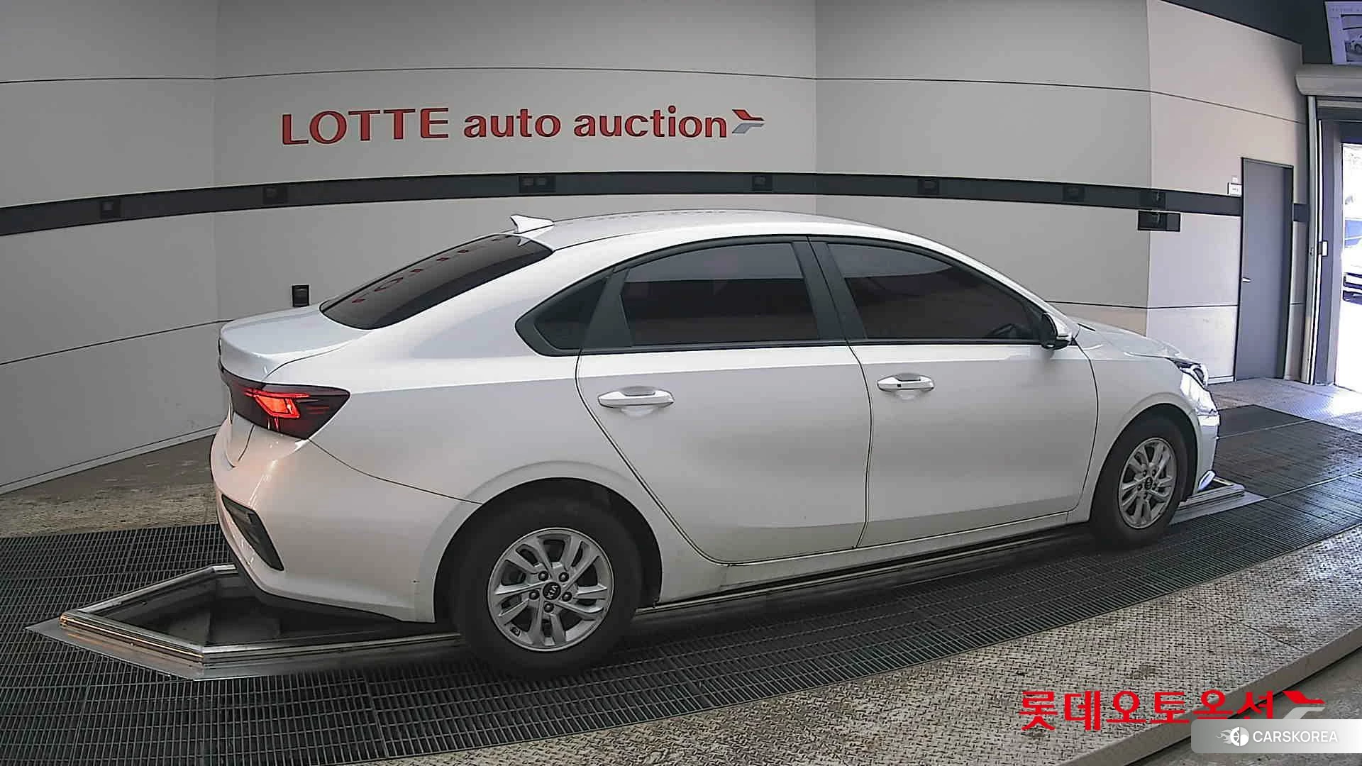 Kia K3 id 3882168 из Кореи 9