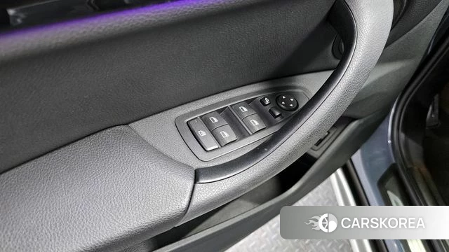 BMW X1 (F48) id 3915985 из Кореи 9