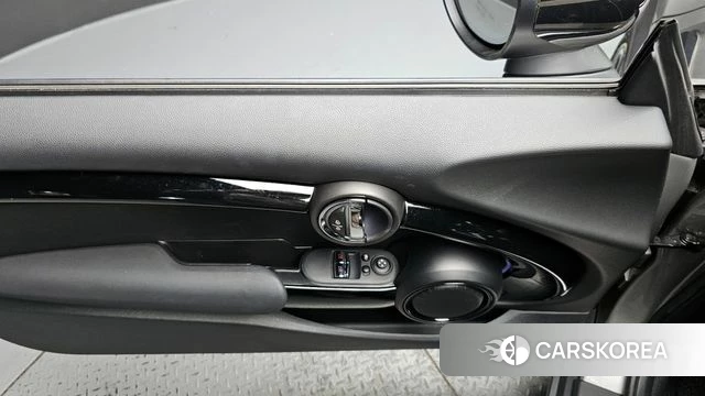 Mini Cooper Electric id 3841741 из Кореи 9