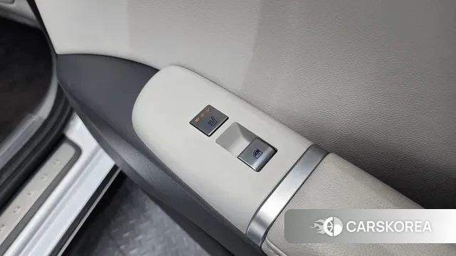 Hyundai Grandeur Hybrid (GN7) id 3654489 из Кореи 9