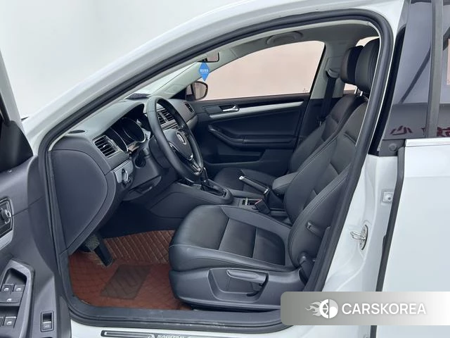 Volkswagen Sagitar id 4253721 из Китая 9