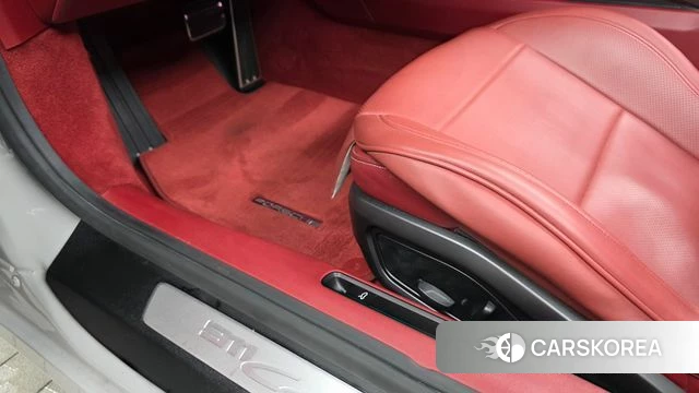 Porsche 911(992) id 4584439 из Кореи 9