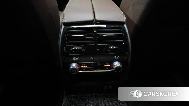 BMW 5 Series (G30) id 3963991 из Кореи 9