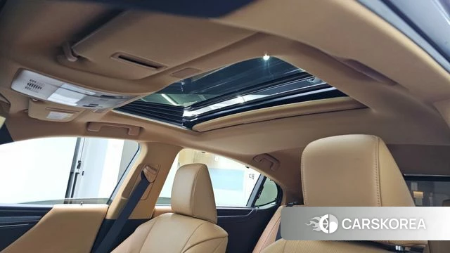 Lexus ES300h 7th generation id 3851663 из Кореи 9