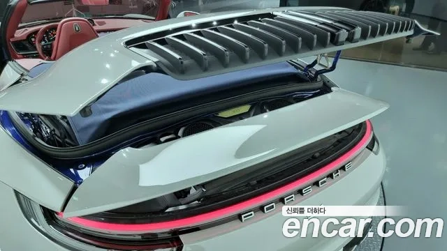 Porsche 911(992) id 2906320 из Кореи 9