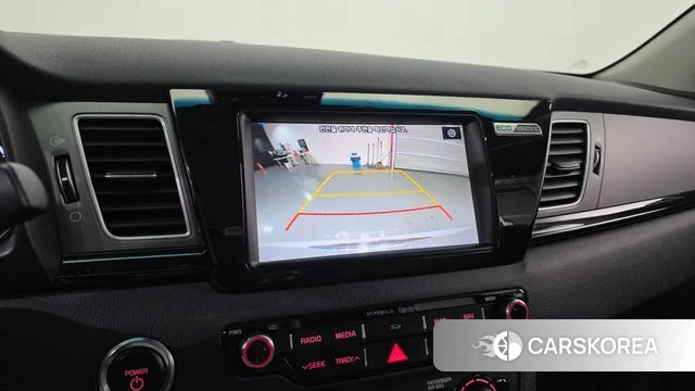 Kia Niro EV id 4179711 из Кореи 9