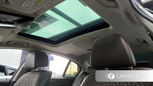 BMW 5 Series (G30) id 3412686 из Кореи 9