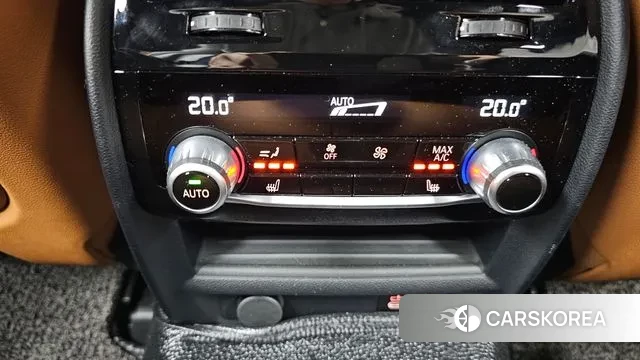 BMW 5 Series (G30) id 3422096 из Кореи 9