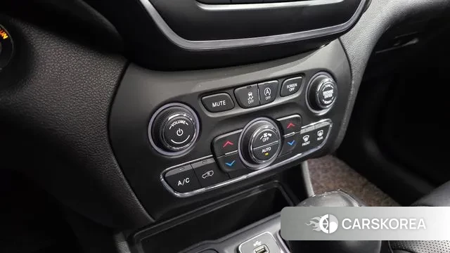 Jeep Cherokee (KL) id 3445050 из Кореи 9