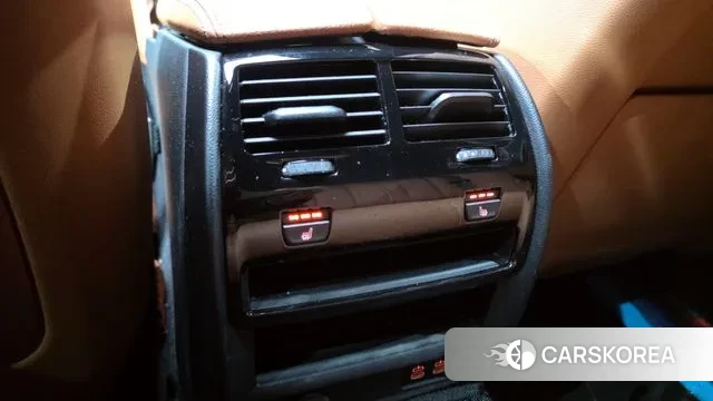 BMW 5 Series (G30) id 3361068 из Кореи 9