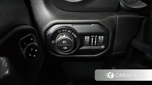 Jeep Wrangler (JL) id 3318572 из Кореи 9