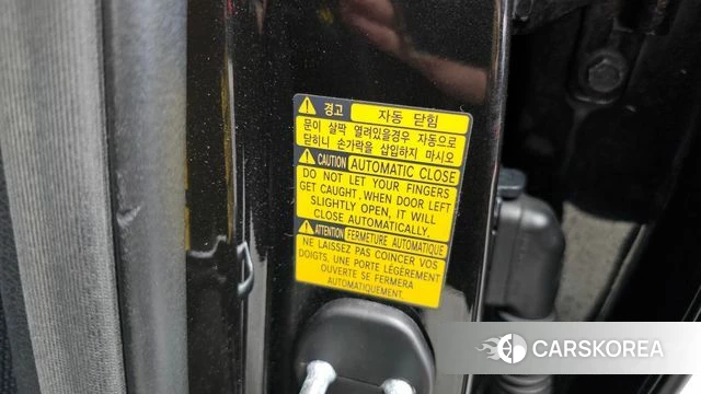 Genesis G90 id 3905473 из Кореи 9