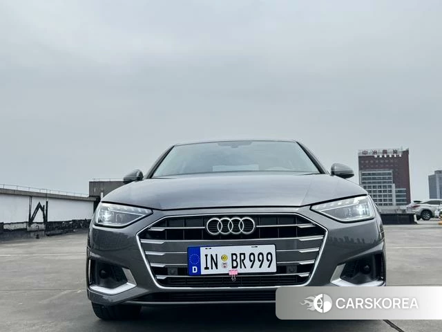 Audi A4L id 4276470 из Китая 9
