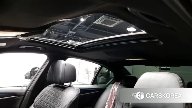 BMW 5 Series (G30) id 2994525 из Кореи 9