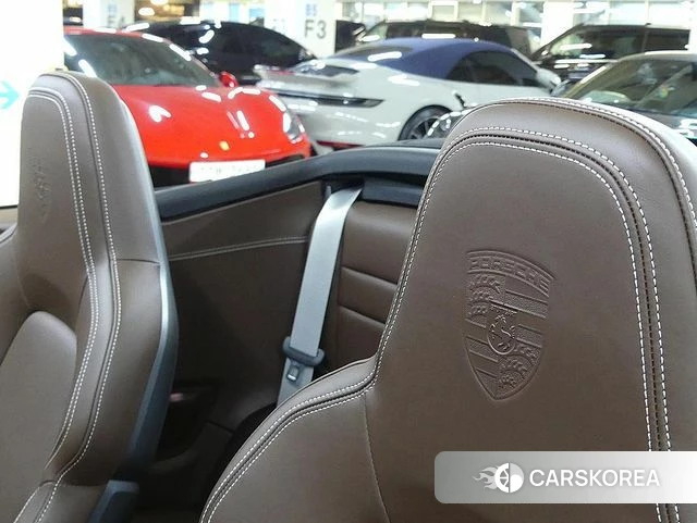 Porsche 911(992) id 3799726 из Кореи 9