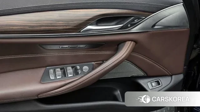 BMW 5 Series (G30) id 3727589 из Кореи 9