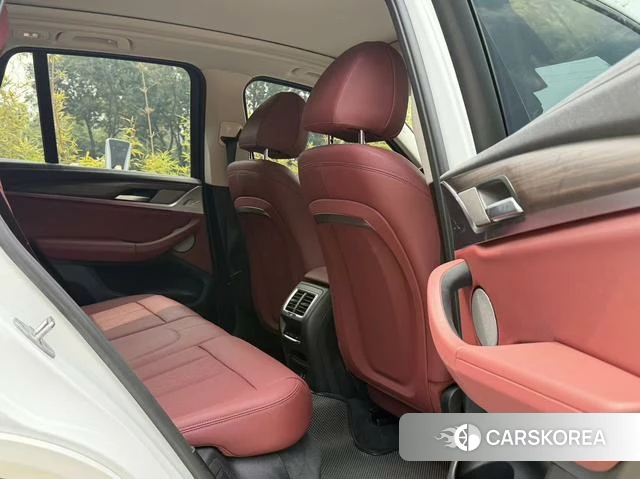BMW X3 id 4341545 из Китая 9