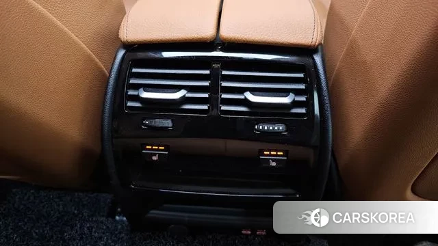 BMW 5 Series (G30) id 3706179 из Кореи 9