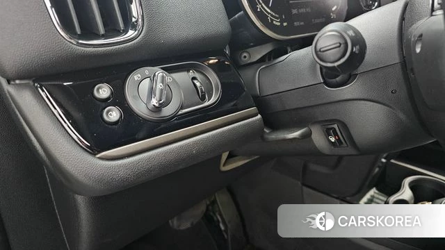 Mini Cooper Countryman id 3838727 из Кореи 9