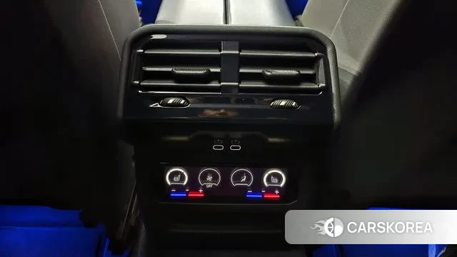 BMW 5 Series (G60) id 3550163 из Кореи 9