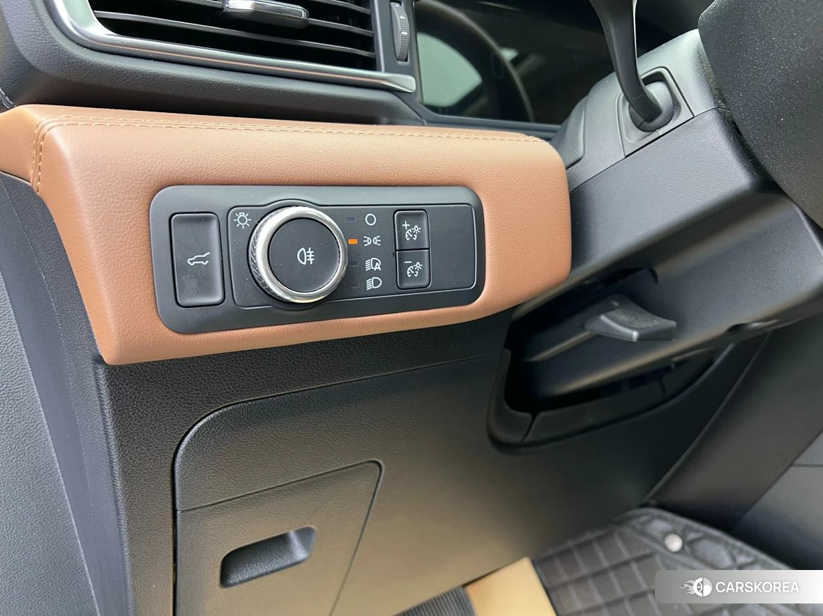 Ford Explorer id 4453689 из Китая 9